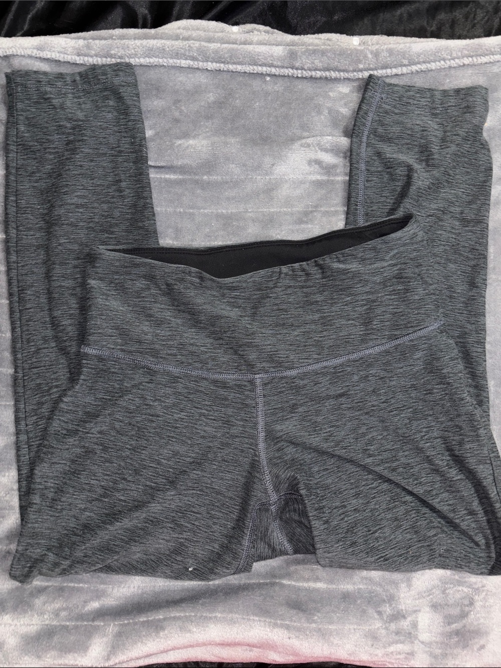 Women’s High-Waist Capris Leggings — Gray